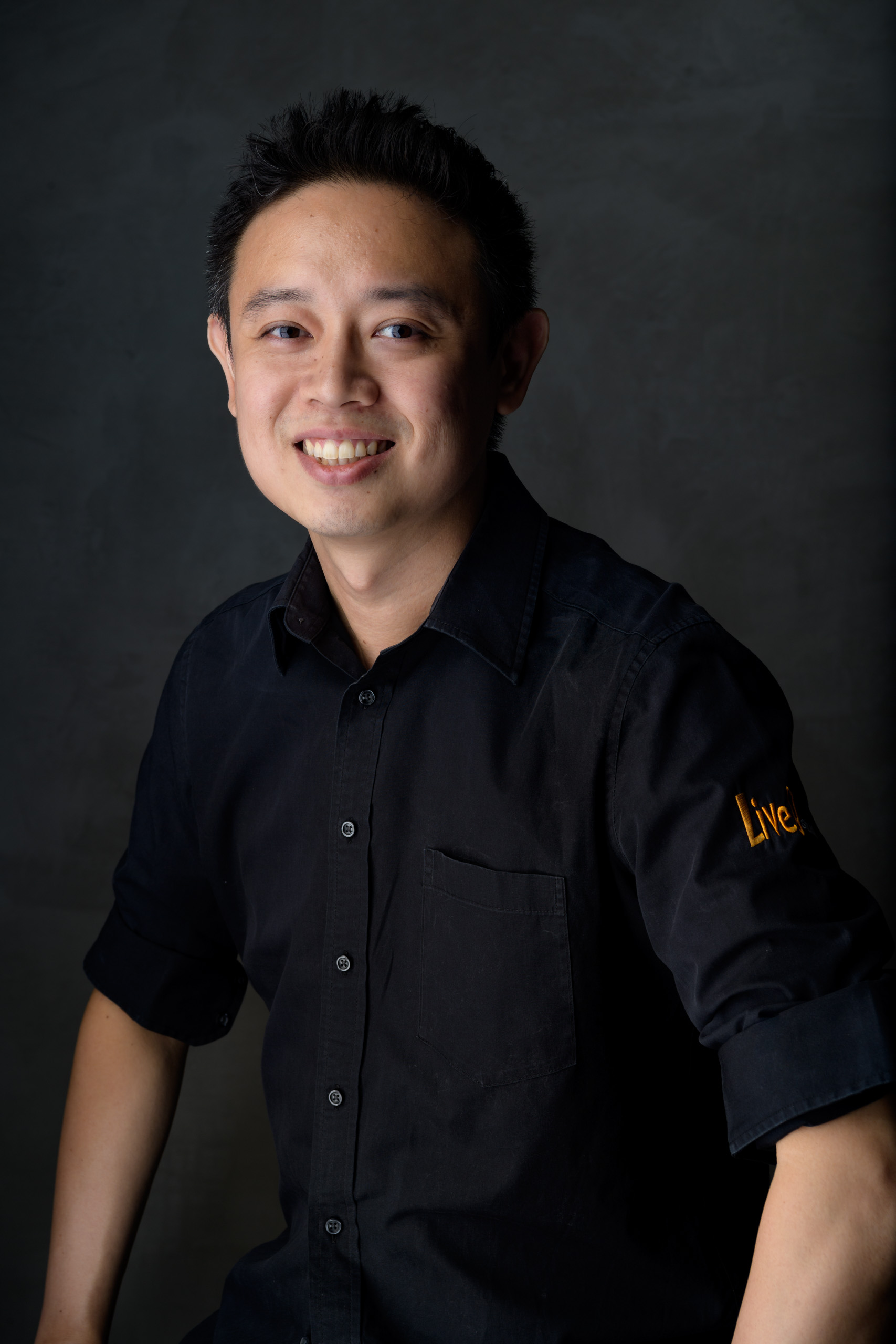 Associate Senior Photographer - Koh Zhi Sheng