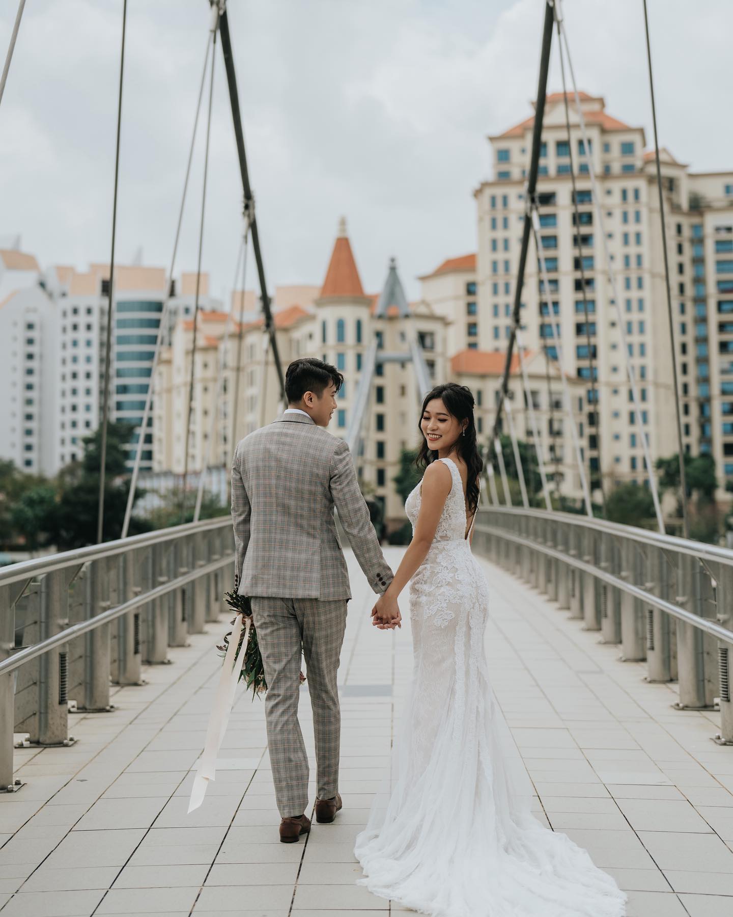 In The City of Love | Wei Jie & Sharlynn’s Pre Wedding Shoot