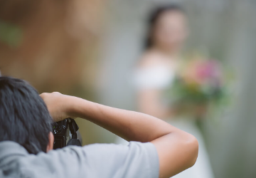 What to Discuss With Your Wedding Photographer Beforehand