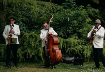 Do You Need a Live Band and Emcee for Your Wedding?