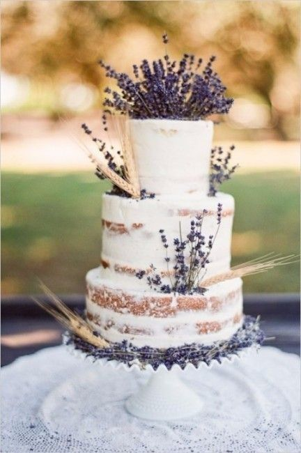 11 Unique Wedding Cake Flavours To Consider