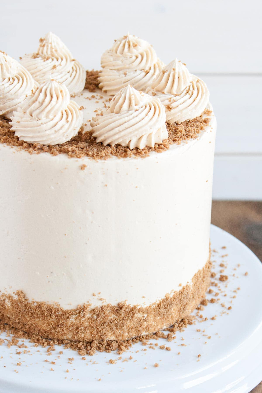 11 Unique Wedding Cake Flavours To Consider