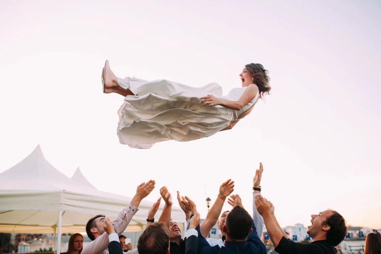 6 Ideas for A Fun Wedding Reception