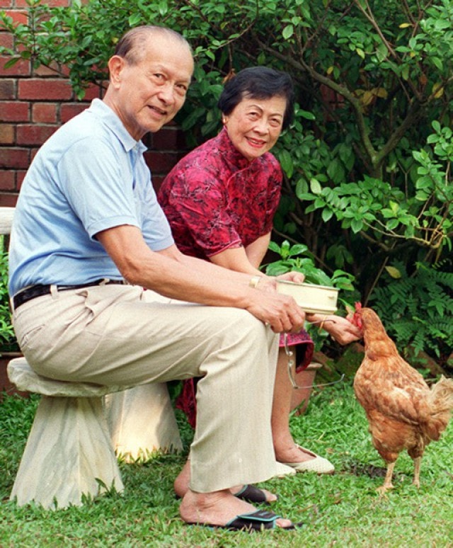 4 Love Lessons from Mr & Mrs Wee Kim Wee's 69 Years of Marriage