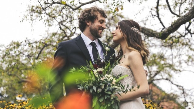 Wallet-Friendly Wedding Tips For All Engaged Couples
