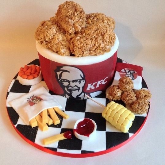 Unique Wedding Cake Ideas for The Unconventional Couple