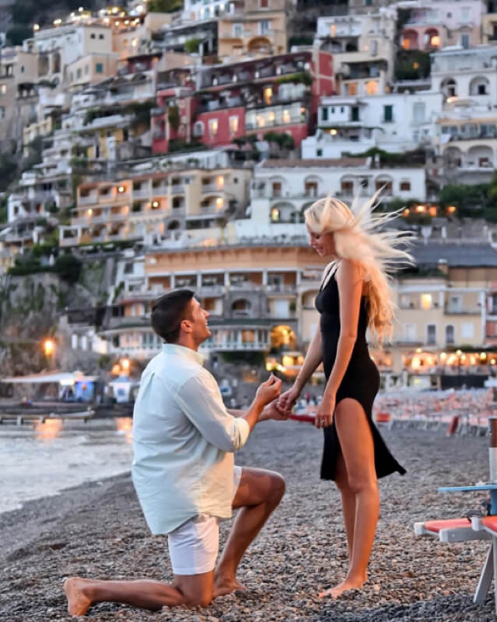 7 Most Romantic Proposal Spots in The World