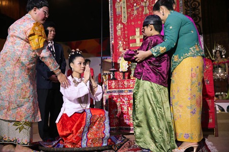 Peranakan Pride: Wedding Traditions Over the Years 