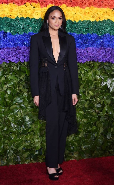 2019 Tony Awards: Bridal Inspirations from the Carpet of Rainbow Roses