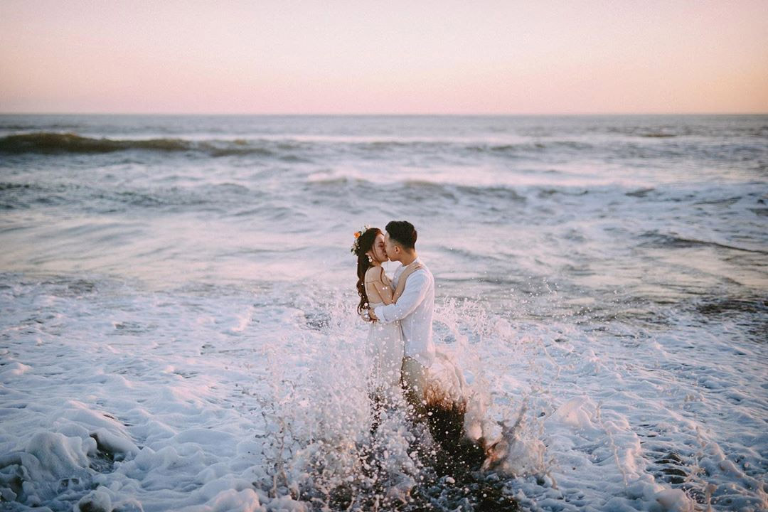 Top 10 Wedding Photographers for Casual Pre-Wedding & Engagement Shoots