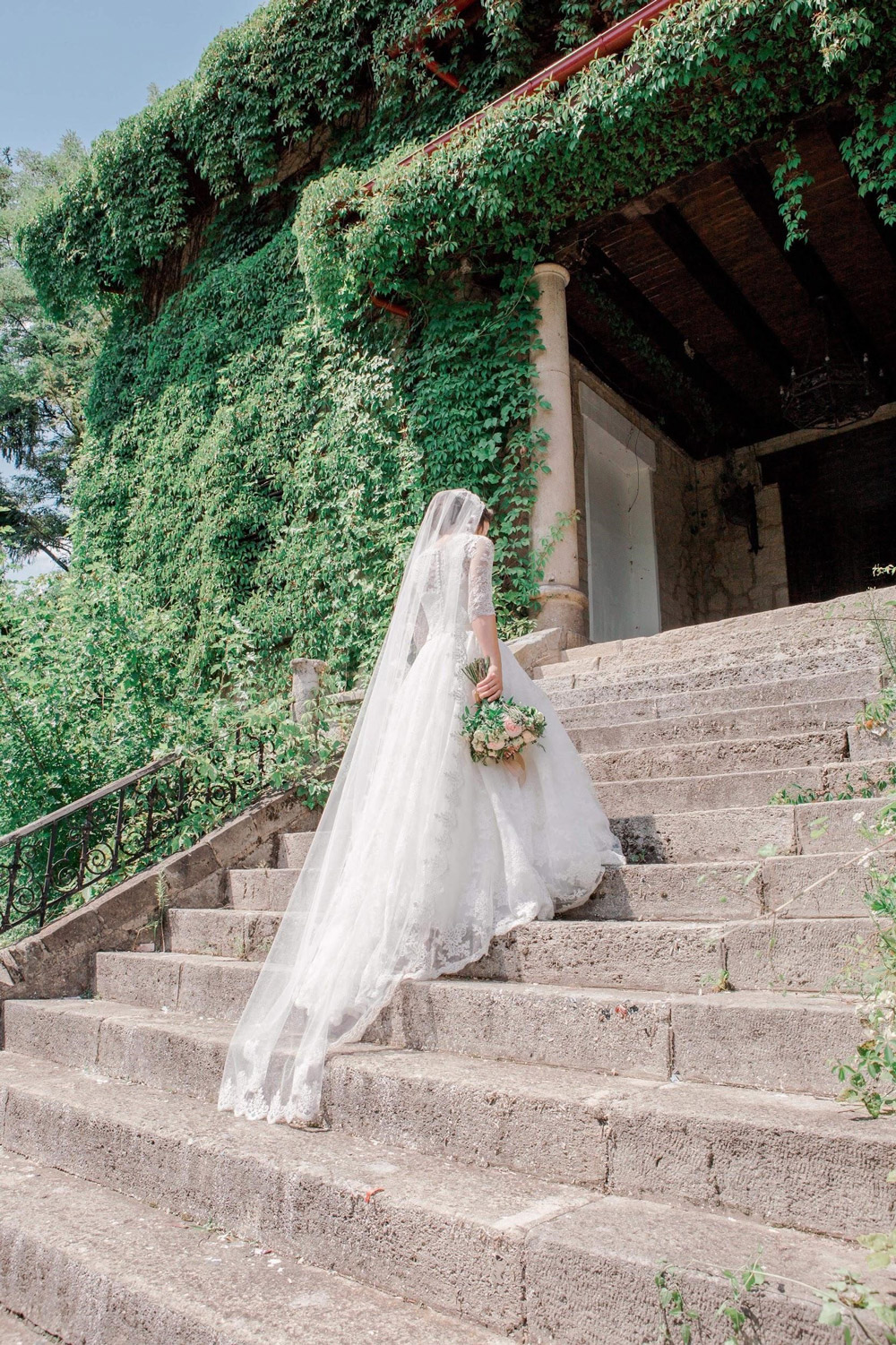 5 Creative Ways To Deal With Old Wedding Gowns