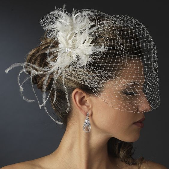 Hair Accessories Guide: Magical Pairings for Every Bride’s Hairdo