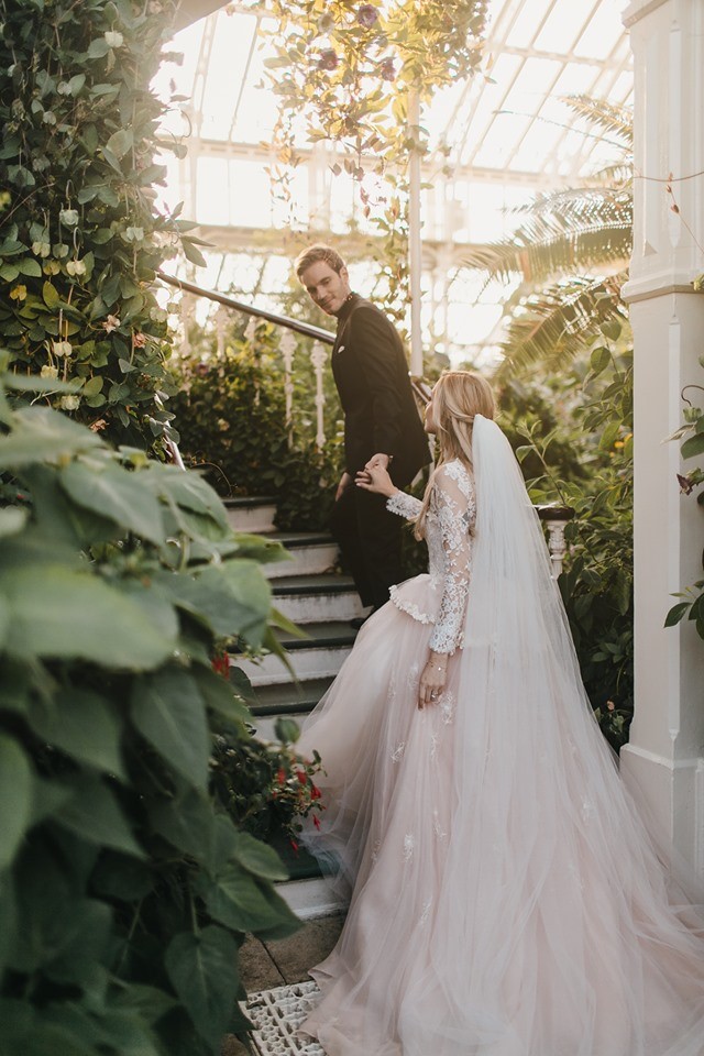 Pewdiepie & His Longtime Girlfriend Marzia Finally Got Married & The Photos Are Amazing!