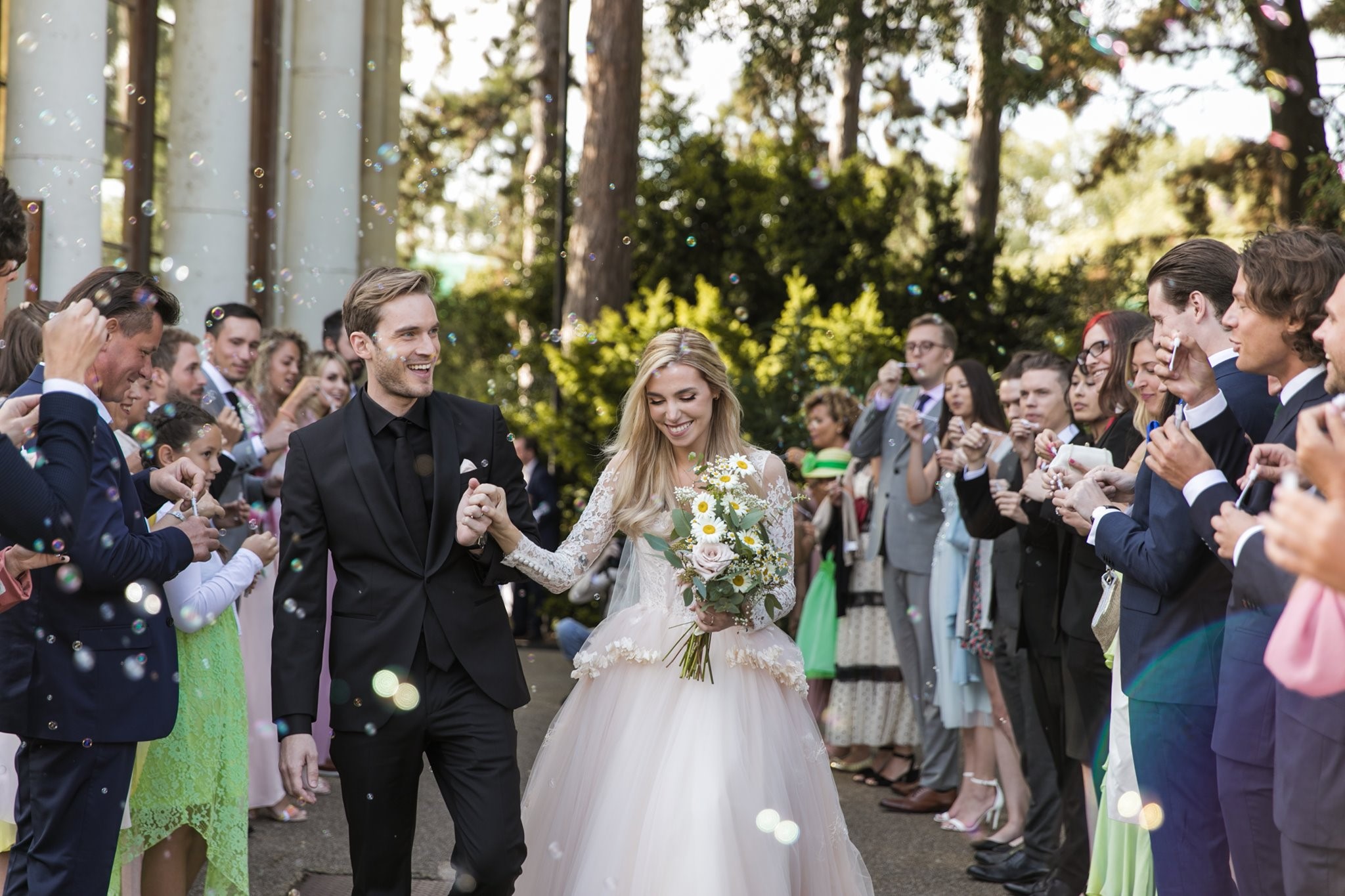 Pewdiepie & His Longtime Girlfriend Marzia Finally Got Married & The Photos Are Amazing!