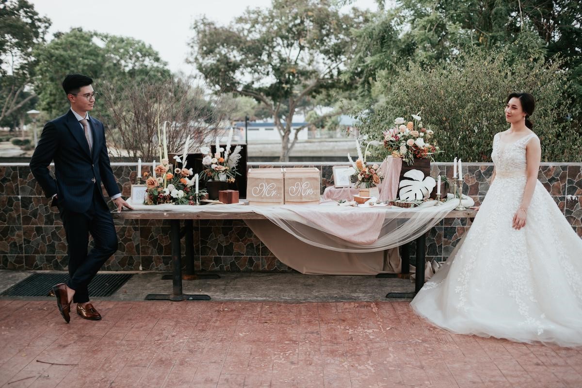 Wedding Inspiration: An Outdoor Garden Rustic Wedding