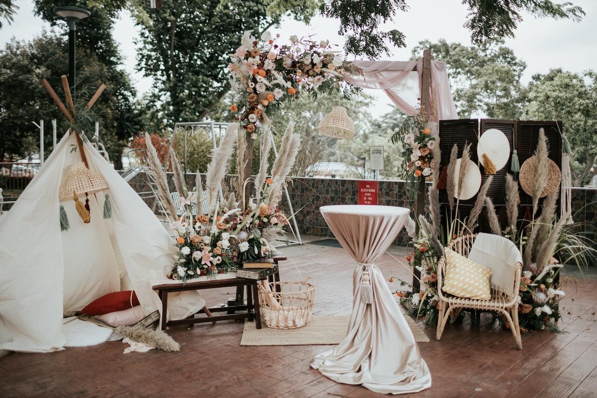 Wedding Inspiration: An Outdoor Garden Rustic Wedding