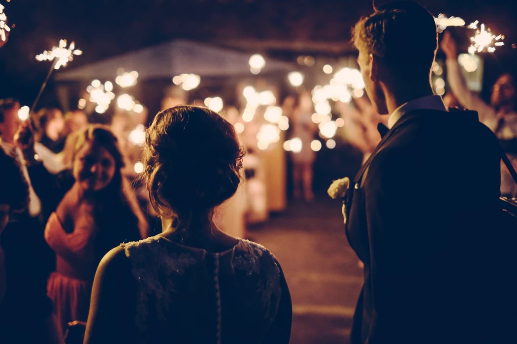 Wedding Traditions: What To Keep & How To Make It Your Own