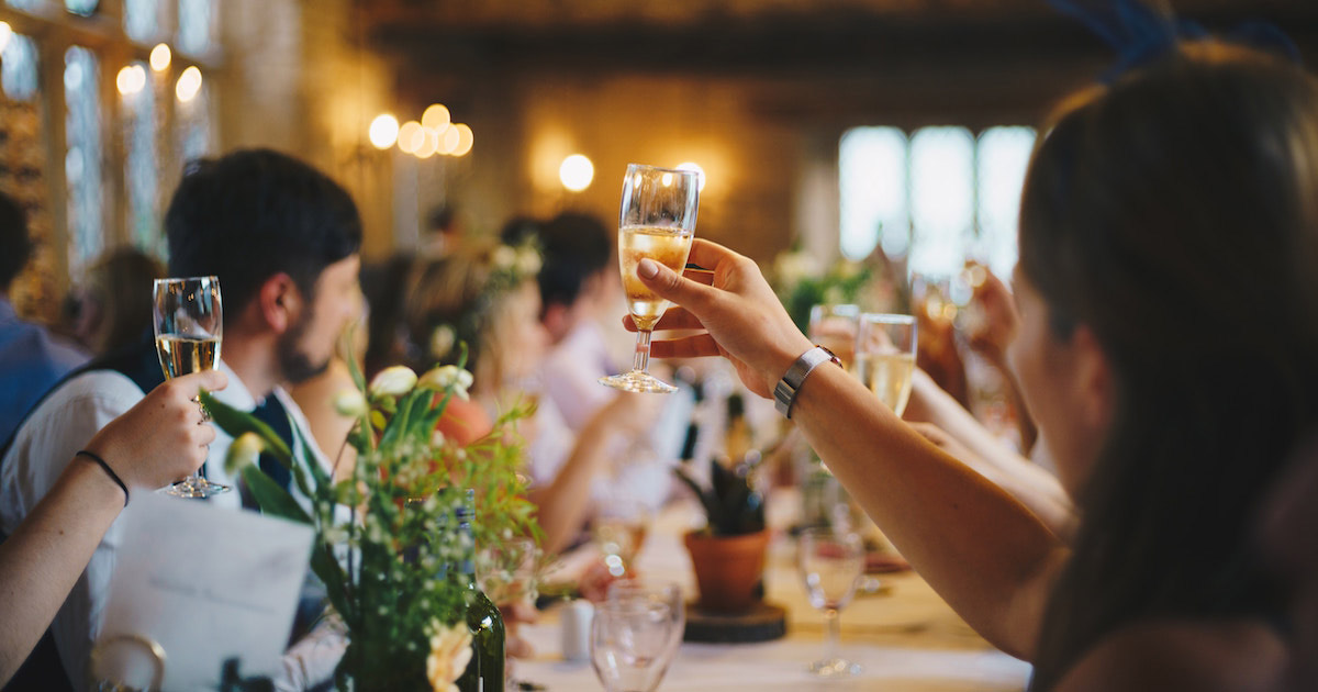 Red or White? How To Choose The Perfect Wine For Your Wedding