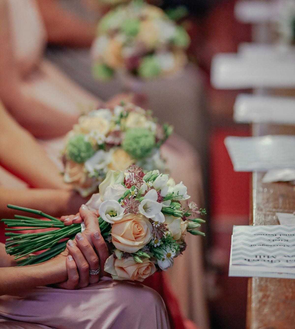 11 Common Wedding Etiquette Questions Answered