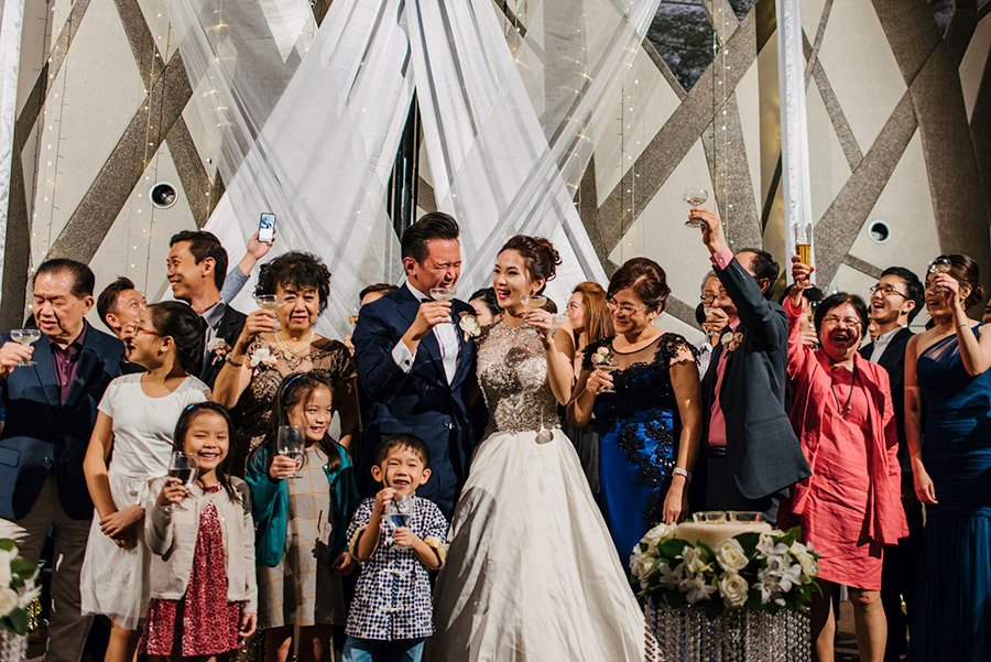 Local Wedding vs Destination Wedding: 5 Advantages of Getting Married in Singapore