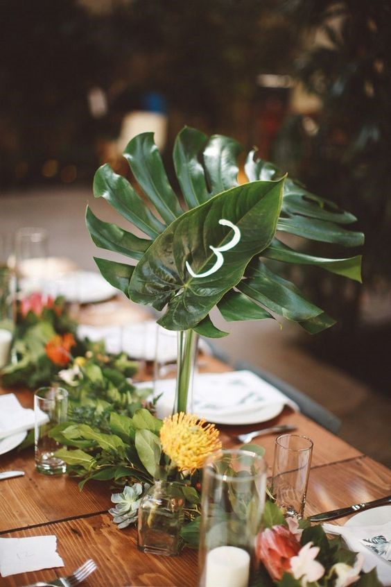 6 Interesting Greenery Ideas to Use Leaves for Your Wedding