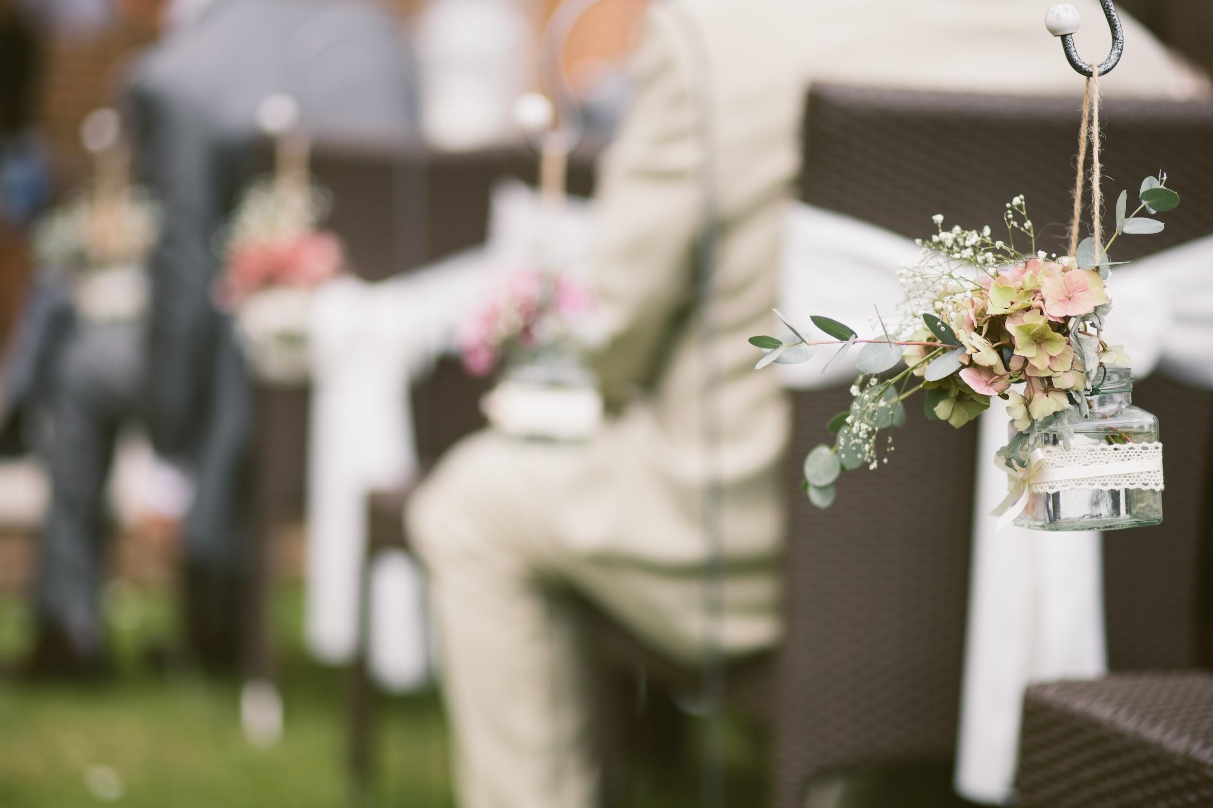 3 Amazing Ways to Maximise a Small Wedding Venue