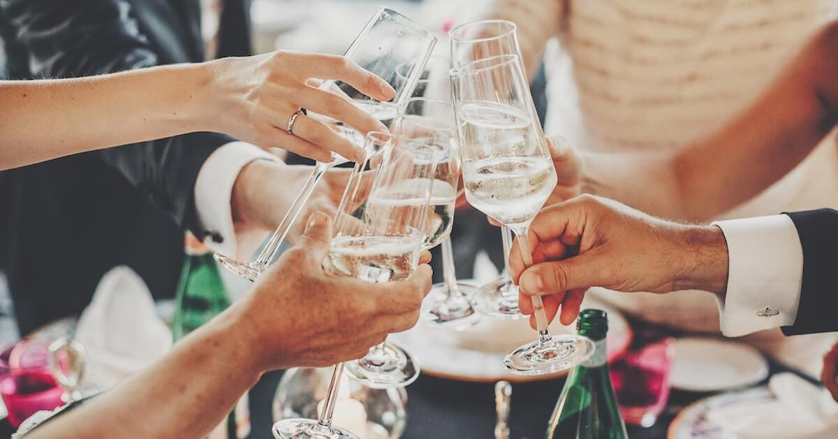 6 Ways to Make Your Wedding Guests Feel Welcome