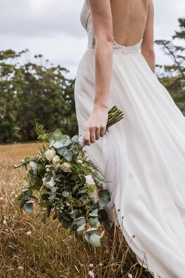 A Guide To Choosing Flowers For Your Wedding