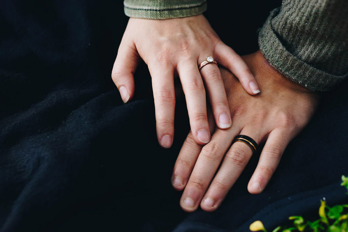 5 Questions to Ask When Choosing Your Wedding Bands
