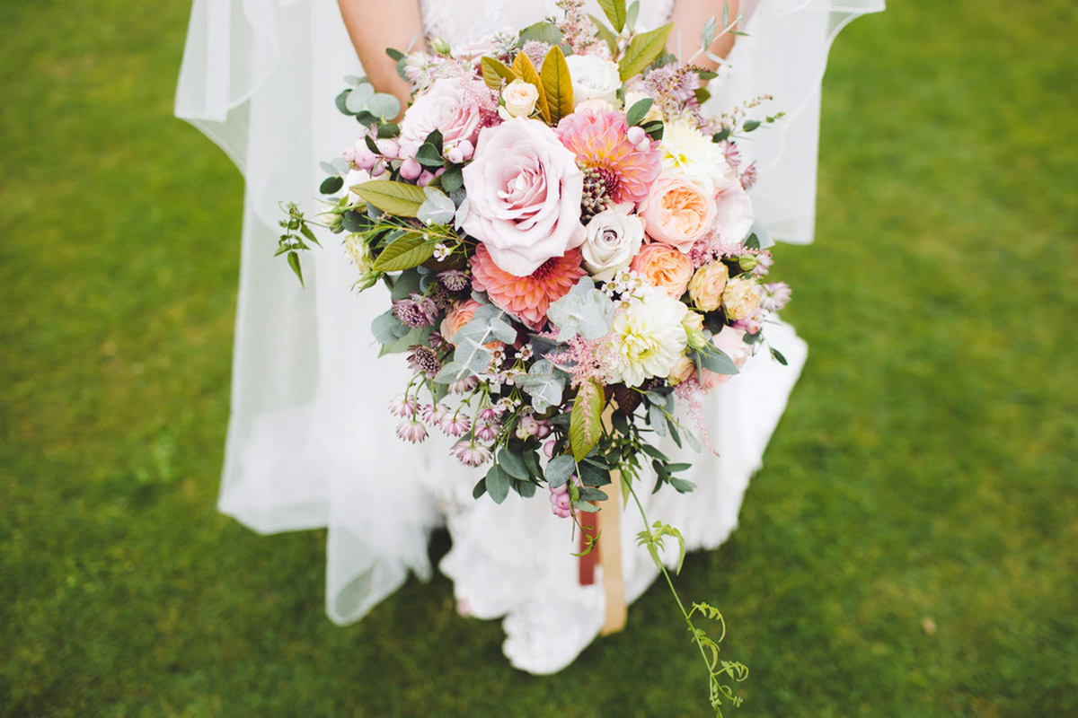 6 Helpful Tips for Choosing the Ideal Wedding Floral Décor