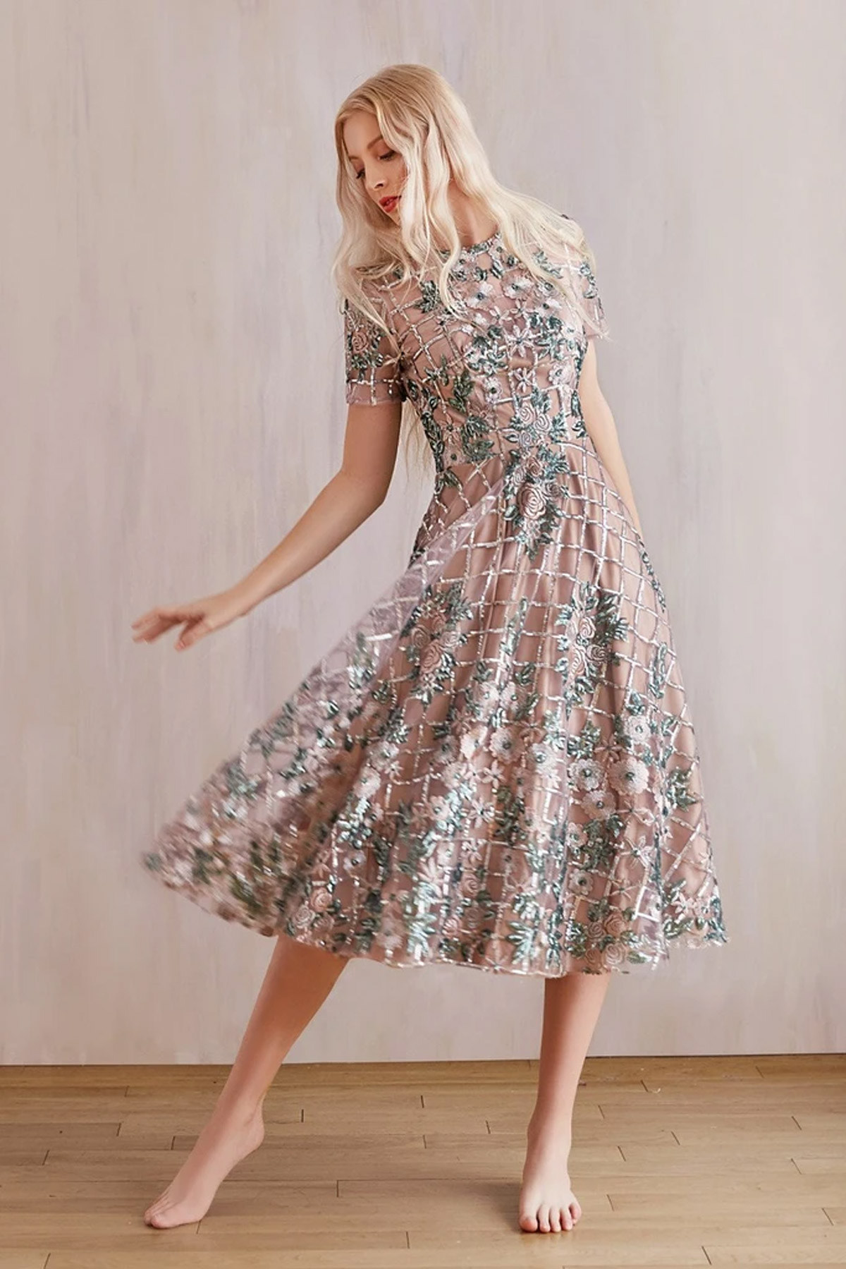 A Guide to Choosing the Right Reception Dress