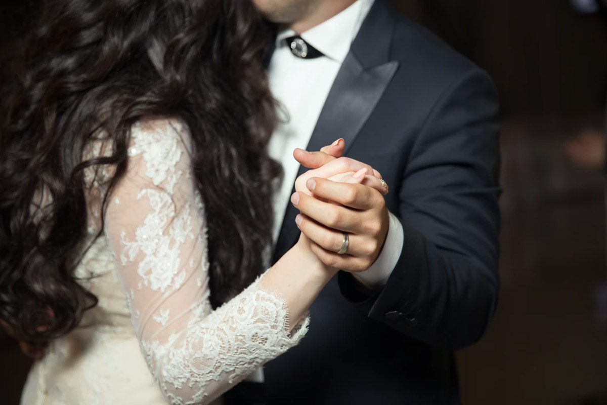 6 Hands-on Wedding Tasks You Can Complete at Home During COVID-19