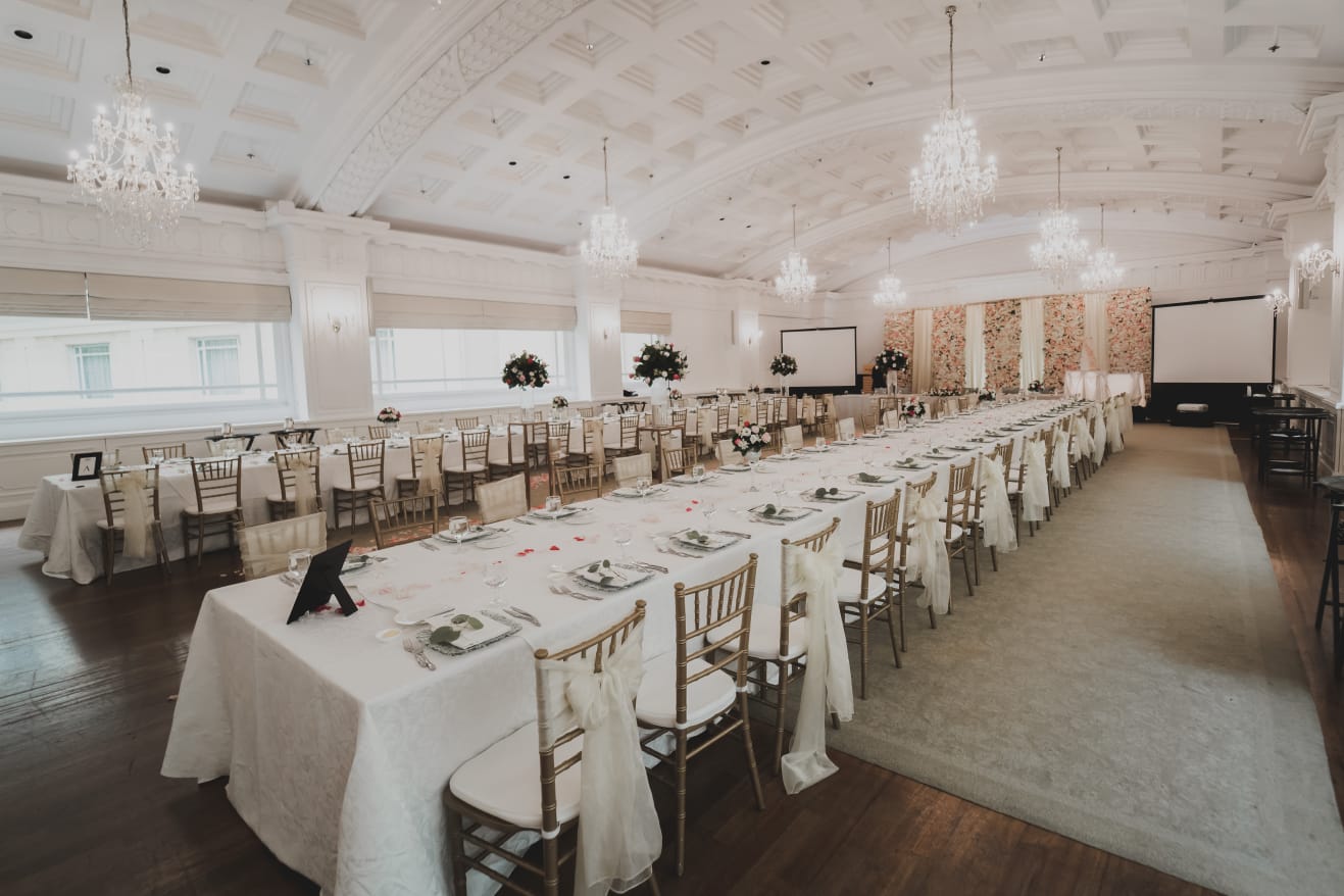 5 Wedding Decorations You Need for an Incomparably Breathtaking Wedding