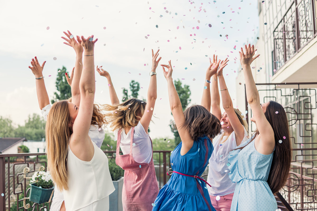 Here’s How to Host A Virtual Hen Party During the Circuit Breaker
