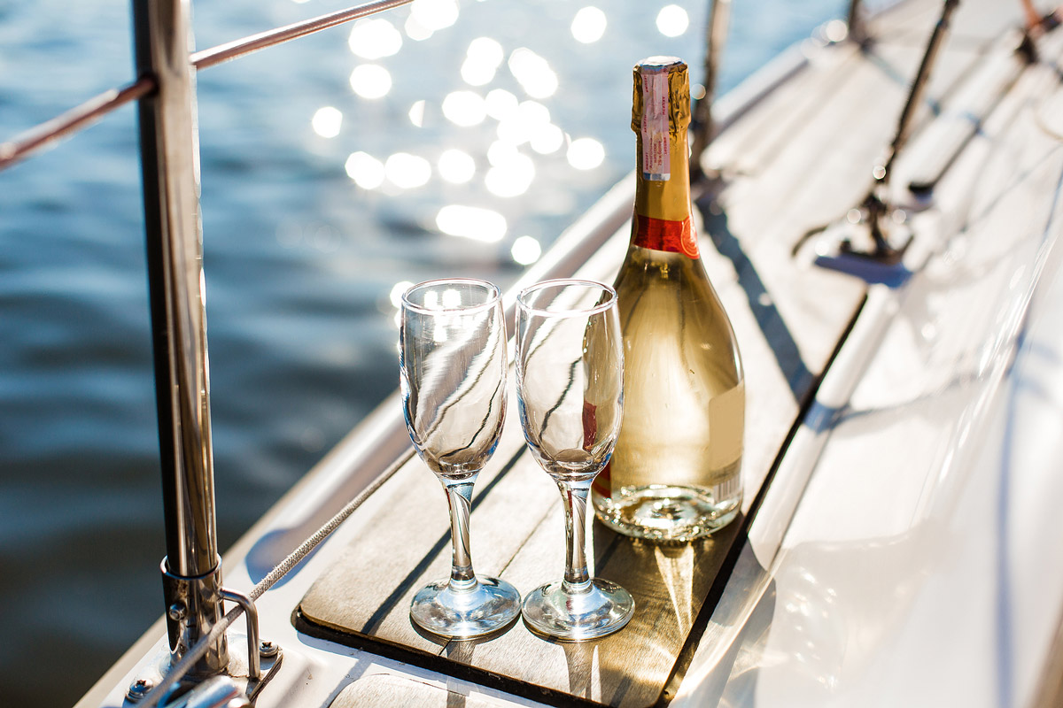 4 Reasons to Consider a Yacht for Your Solemnisation