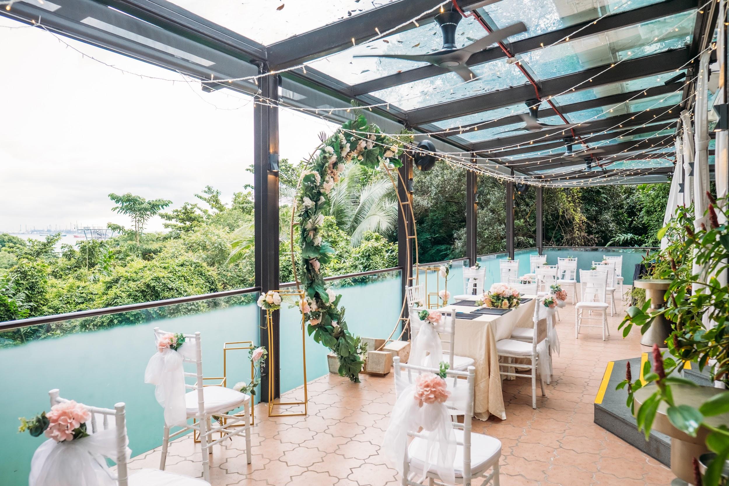 A Private Oasis for a Parisian-style Wedding: Sofitel Singapore Sentosa Resort & Spa