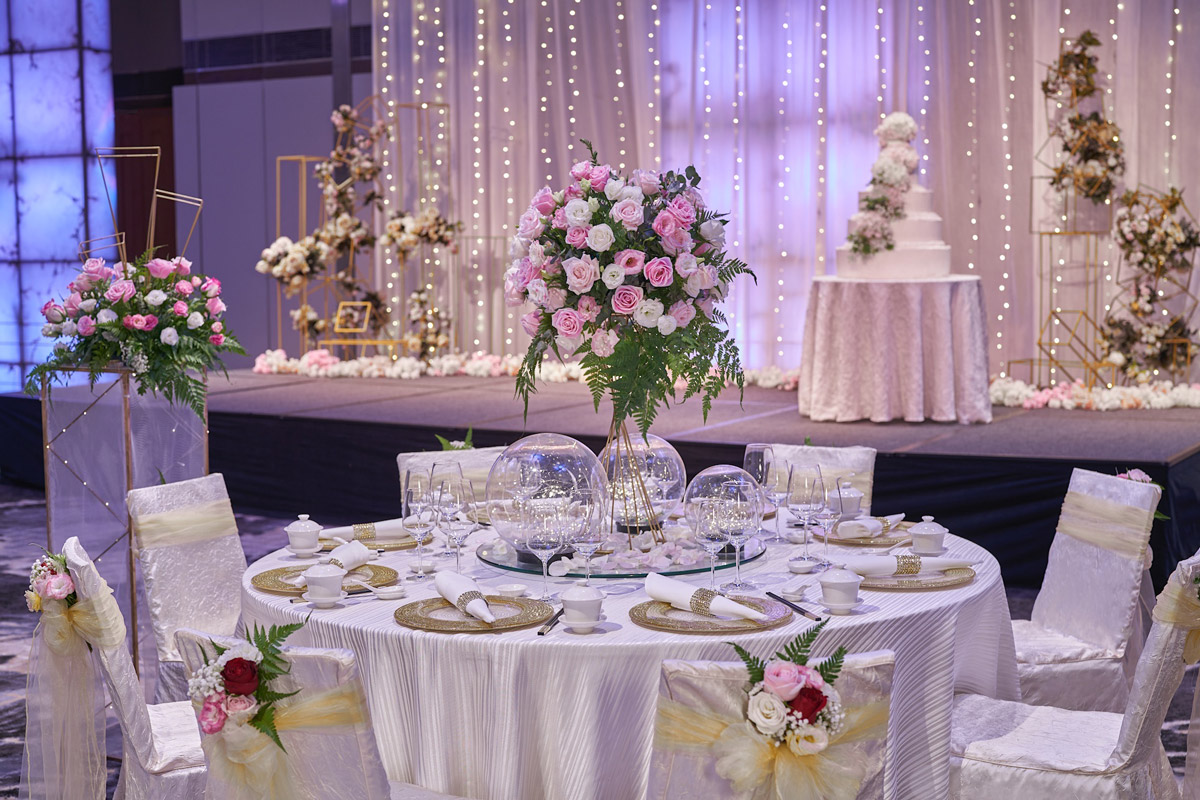 Make Your Dream Wedding Come True at Singapore Marriott Tang Plaza Hotel