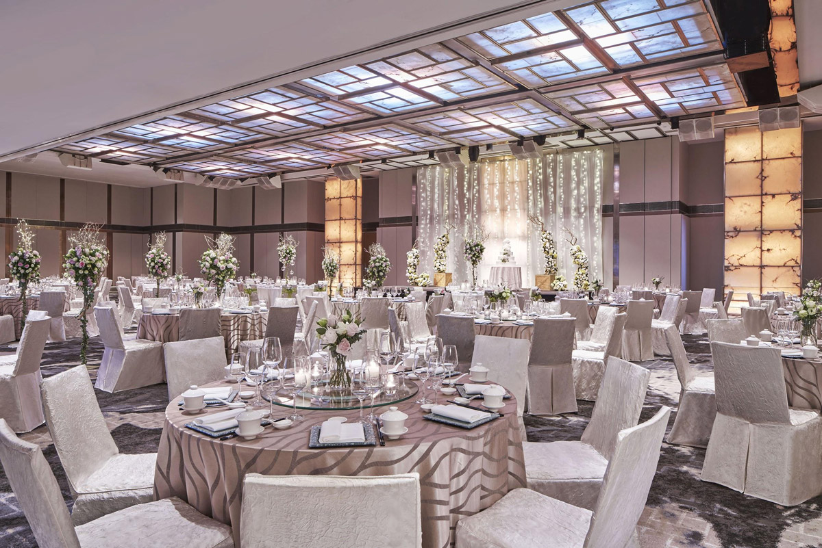 Make Your Dream Wedding Come True at Singapore Marriott Tang Plaza Hotel