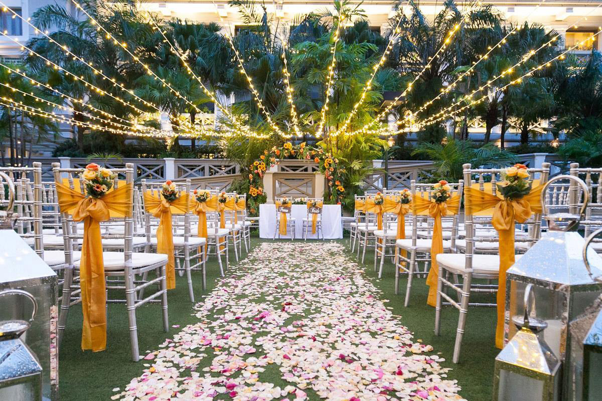 7 Romantic Garden Wedding Sites in Singapore to Tie the Knot