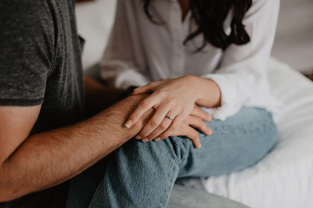 4 Telling Signs to Know that You're Ready to Get Engaged