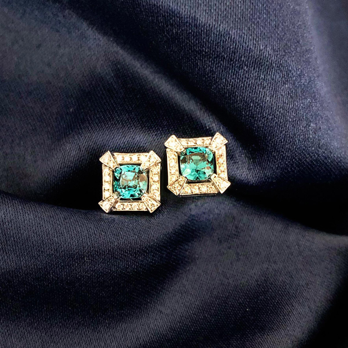 The Bright, The Bold, The Beautiful –– Rediscovering Jades and More with Gen.K Jewelry