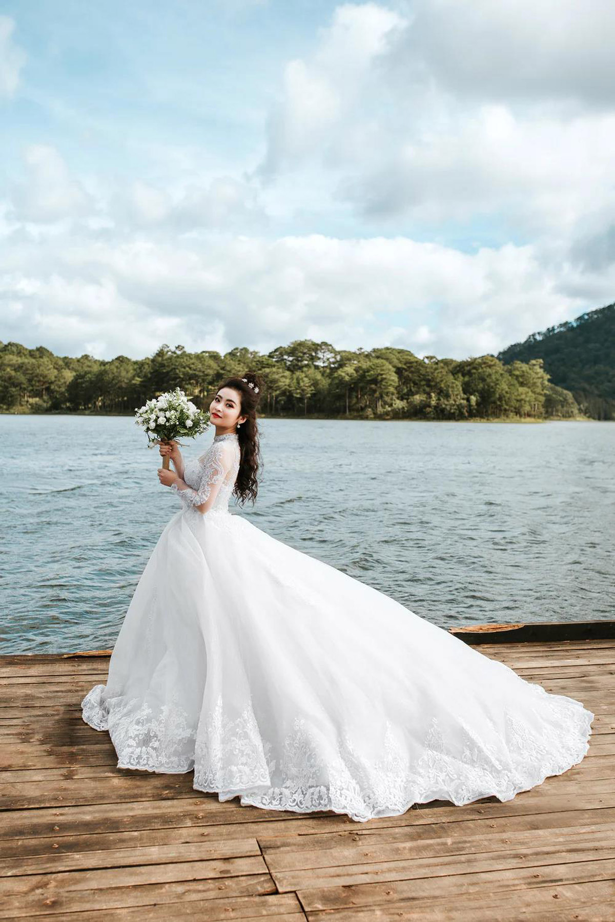 Stunning Yet Functional: Choosing An Ideal Wedding Dress