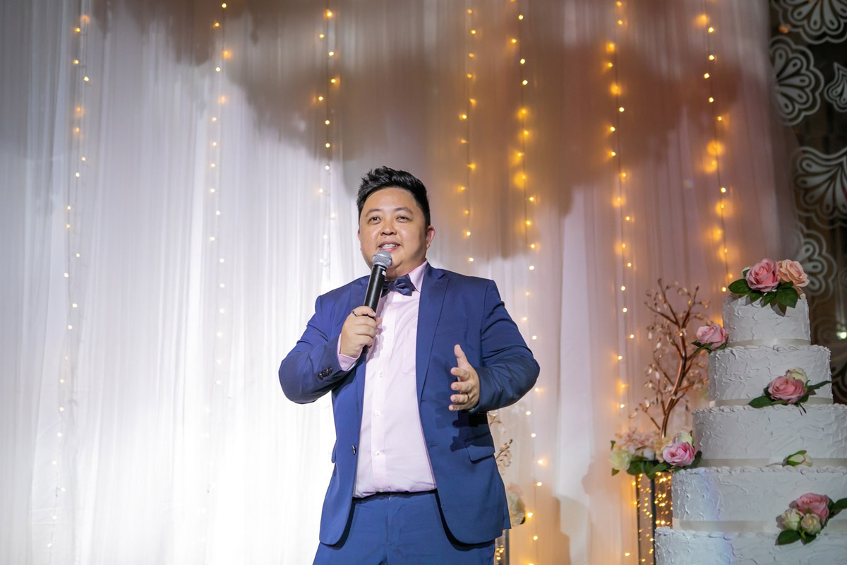 Let Emcee Alex Tan Elevate Your Wedding Game For You 
