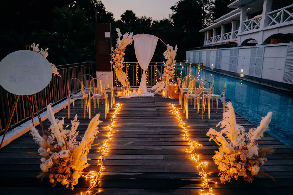 Tropical Yet Regal: Your Destination Wedding Close to Nature at Amara Sanctuary Resort Sentosa