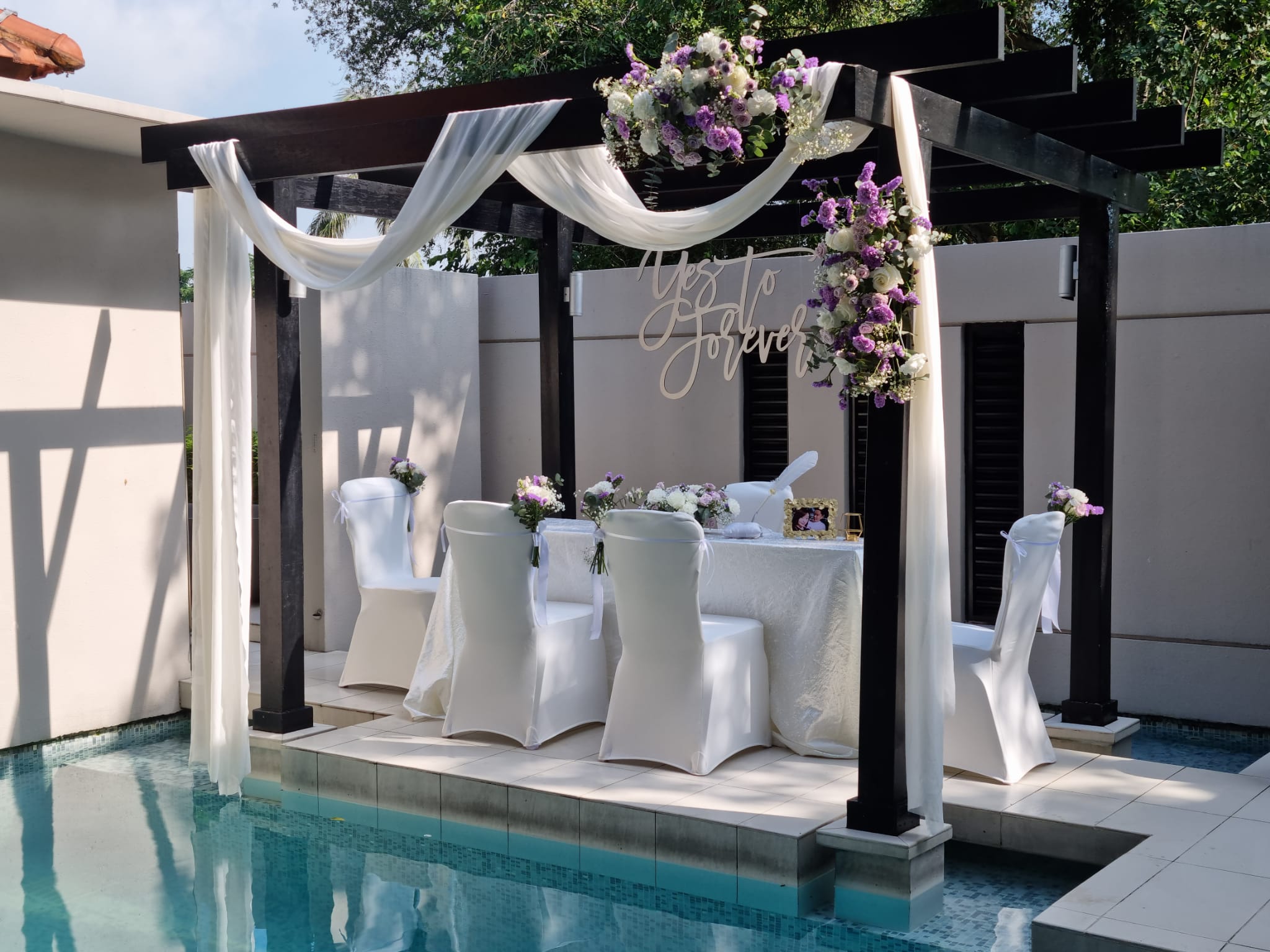 Tropical Yet Regal: Your Destination Wedding Close to Nature at Amara Sanctuary Resort Sentosa