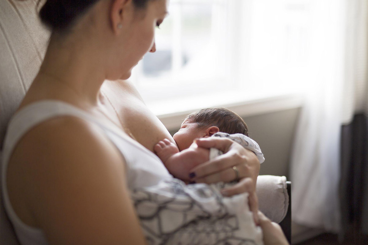 5 Ways First-Time Mums Can Bond With Their Precious Newborn