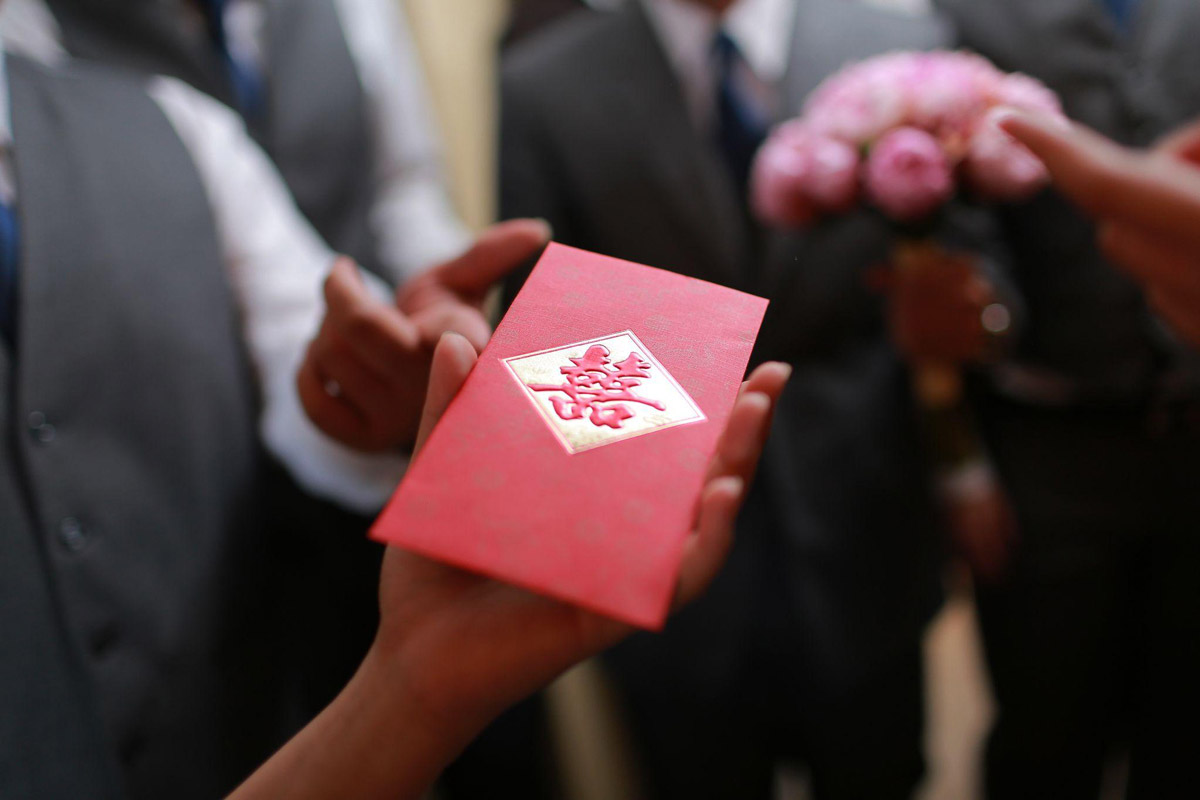 2021 & 2022 Red Packet Guide For Weddings In Singapore - See more at: https://www.blissfulbrides.sg/articles/trending/2021-2022-red-packet-guide-for-weddings-in-singapore#sthash.2Ii8zycg.dpuf