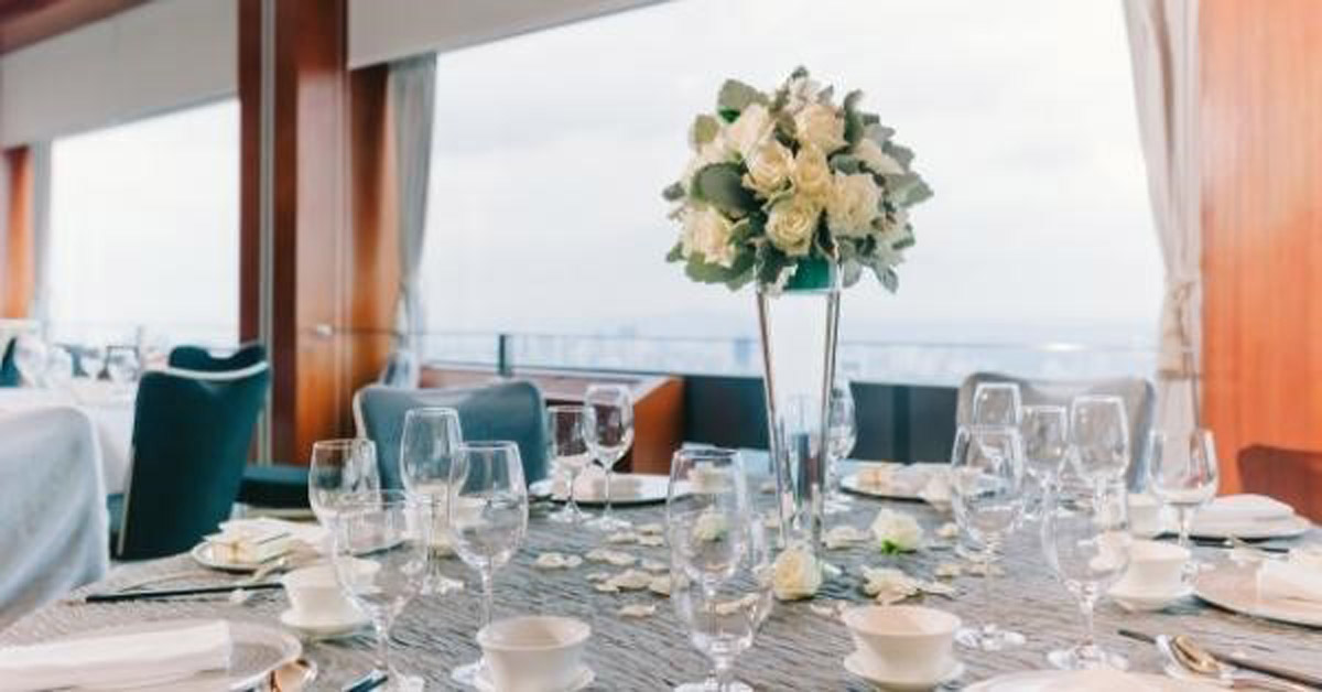 A Guide to Hosting the Ultimate Luxury Wedding in Singapore | Fairmont Singapore & Swissôtel The Stamford