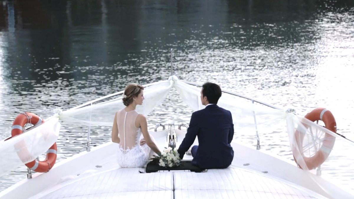 Enjoy a luxurious coastoal/ out-at-sea wedding with ONE°15 Marina Singapore