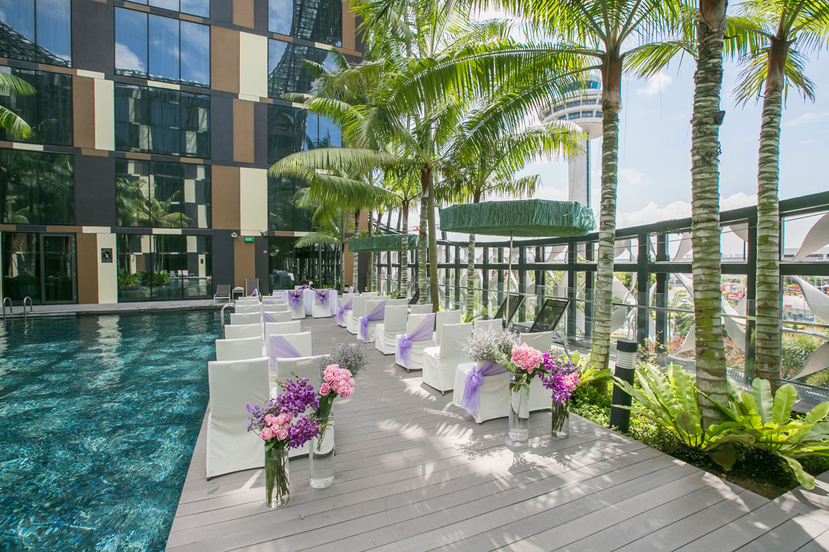 Let Your Love Take Flight at Crowne Plaza Changi Airport